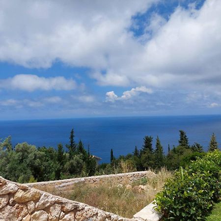 Villa Nereid Glafki - Enjoy Summer Sunsets อาโยส นิกีตัส ภายนอก รูปภาพ