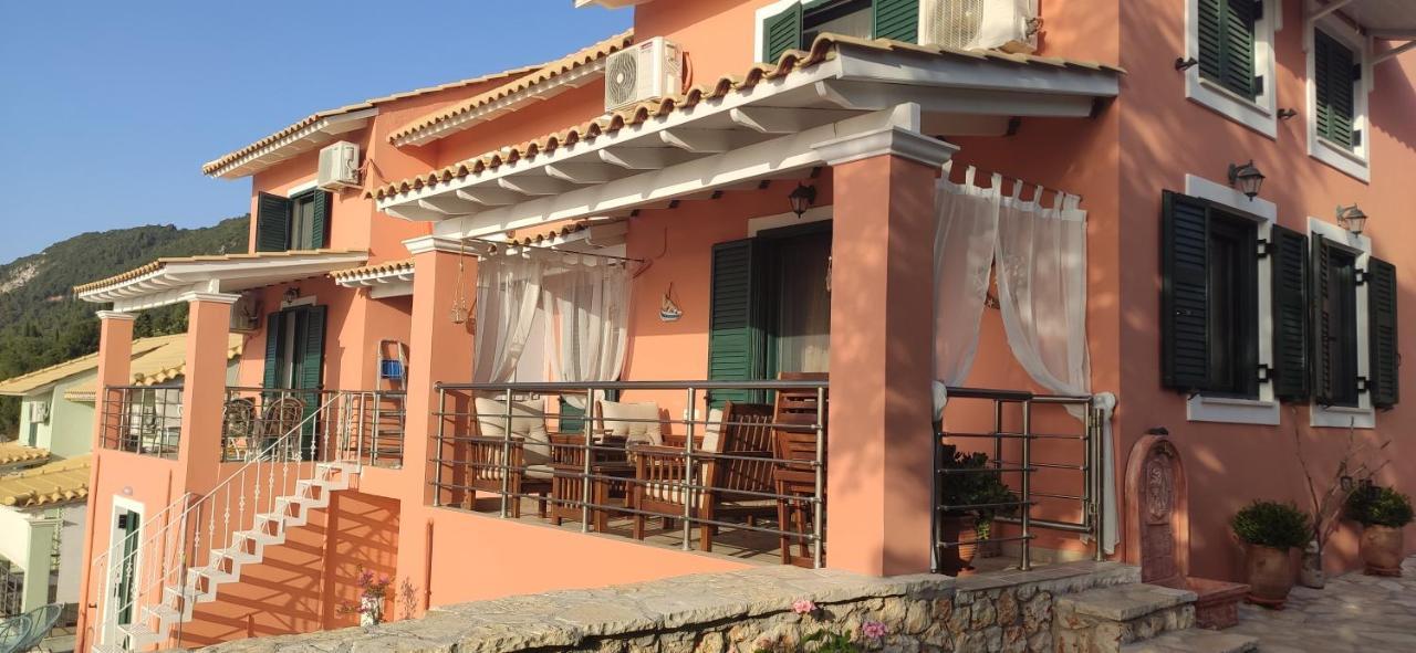 Villa Nereid Glafki - Enjoy Summer Sunsets อาโยส นิกีตัส ภายนอก รูปภาพ