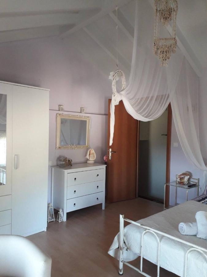 Villa Nereid Glafki - Enjoy Summer Sunsets อาโยส นิกีตัส ภายนอก รูปภาพ