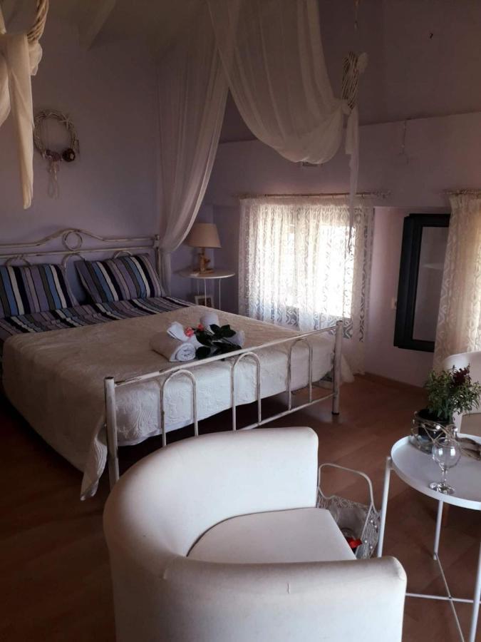 Villa Nereid Glafki - Enjoy Summer Sunsets อาโยส นิกีตัส ภายนอก รูปภาพ